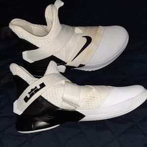 Mens Nike Lebron James soldier 15